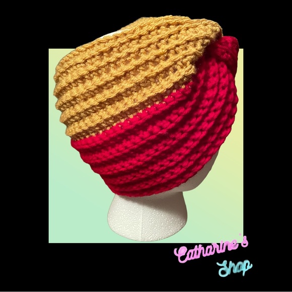 Wizarding School Earwarmer Childs - Picture 2 of 2